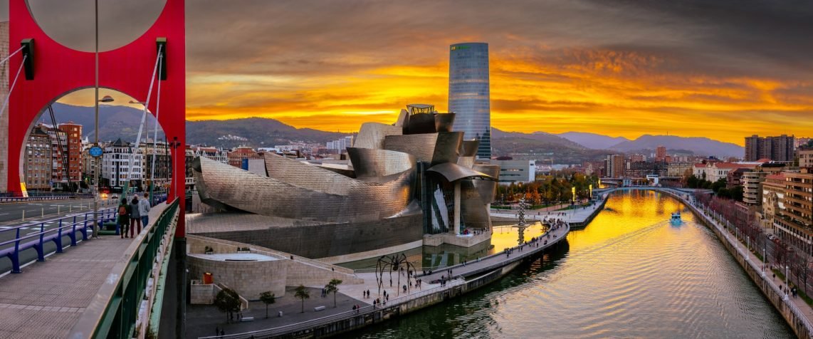 Getxo, Bilbao, Vizcaya, Euskadi, País Vasco, salidas en velero, navegación nocturna, Sea Starlight, Pakea Experiences